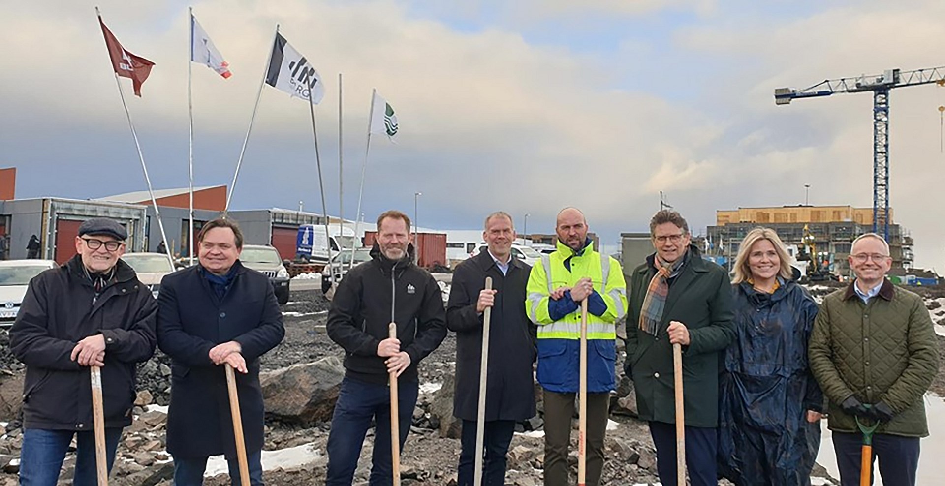 Fyrsta skóflustungan að íbúðum Bjargs í Garðabæ - mynd